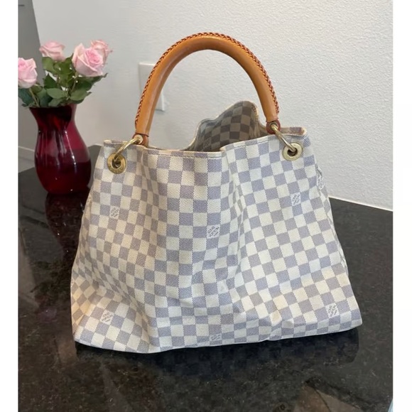 Checkered White and Gray Tote Bag - Picture 3 of 8